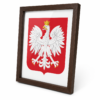 Godło Polski w brązowej ramie A4 – widok pod kątem Godło Polski w ciemnobrązowej drewnianej ramie A4